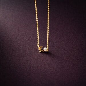 Gold Pearl Leaf Pendant Necklace - Women's Jewelry